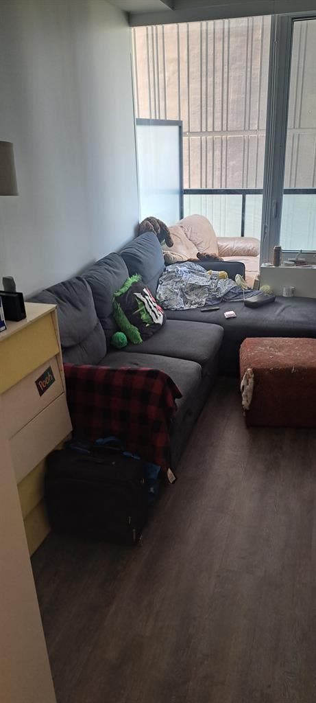 Downtown Condo Lease Takeover