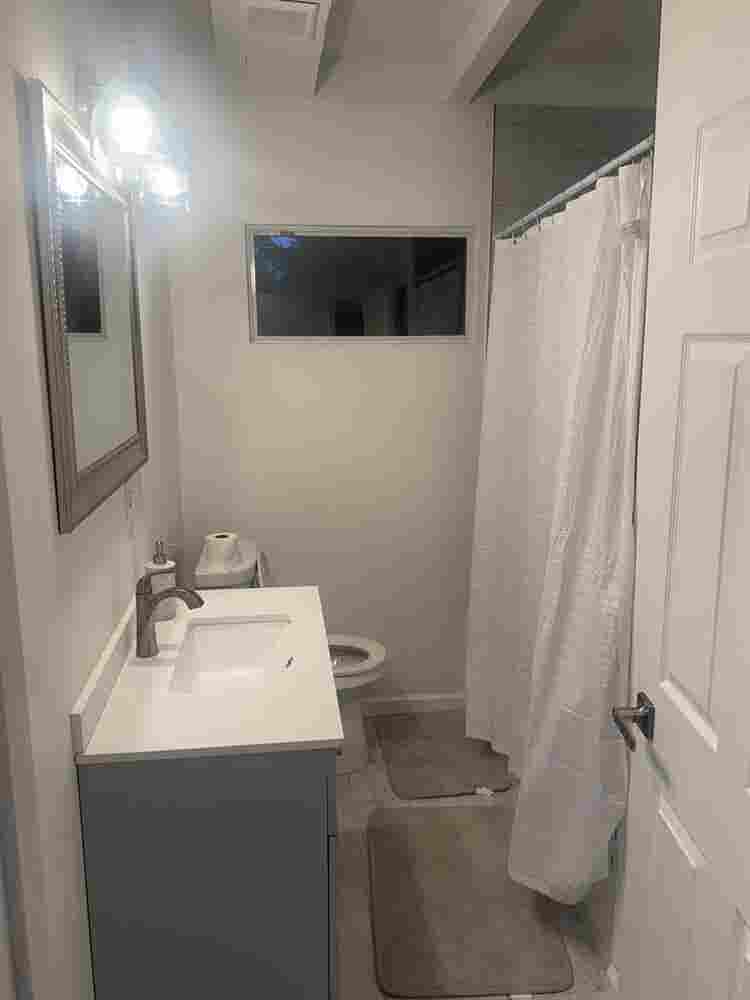 1bdr/shared bath