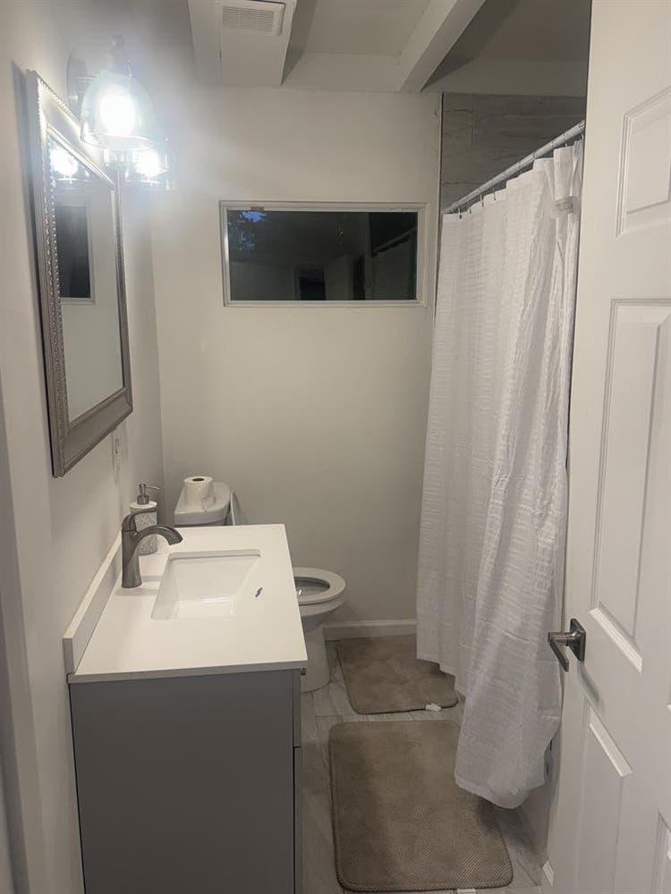 1bdr/shared bath