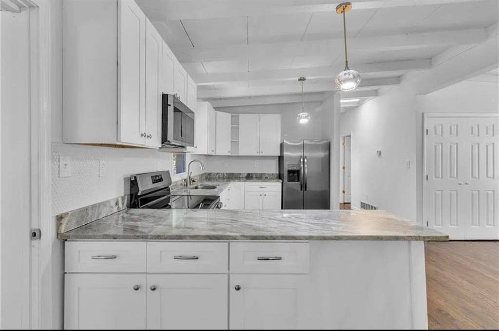 Furnished 1 bdr shared bath