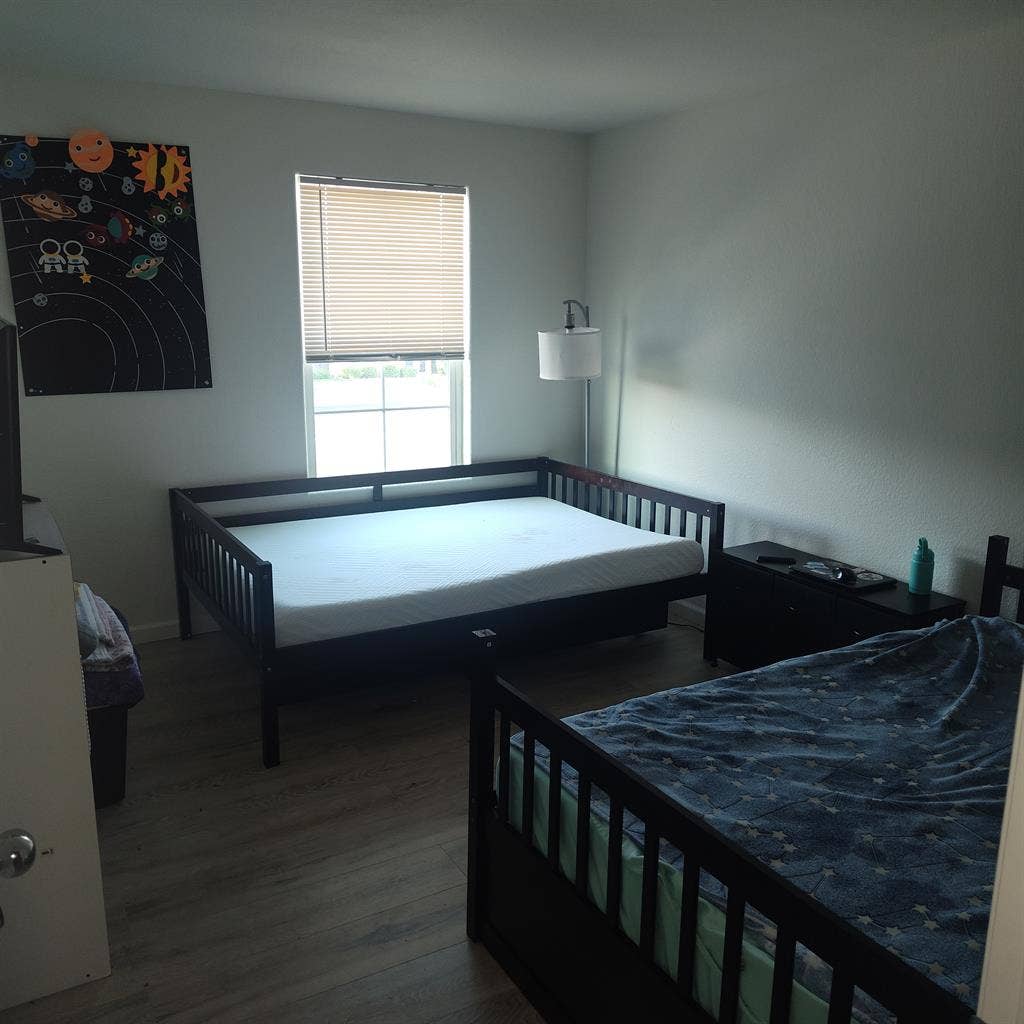 One Bedroom w/ Private Bath