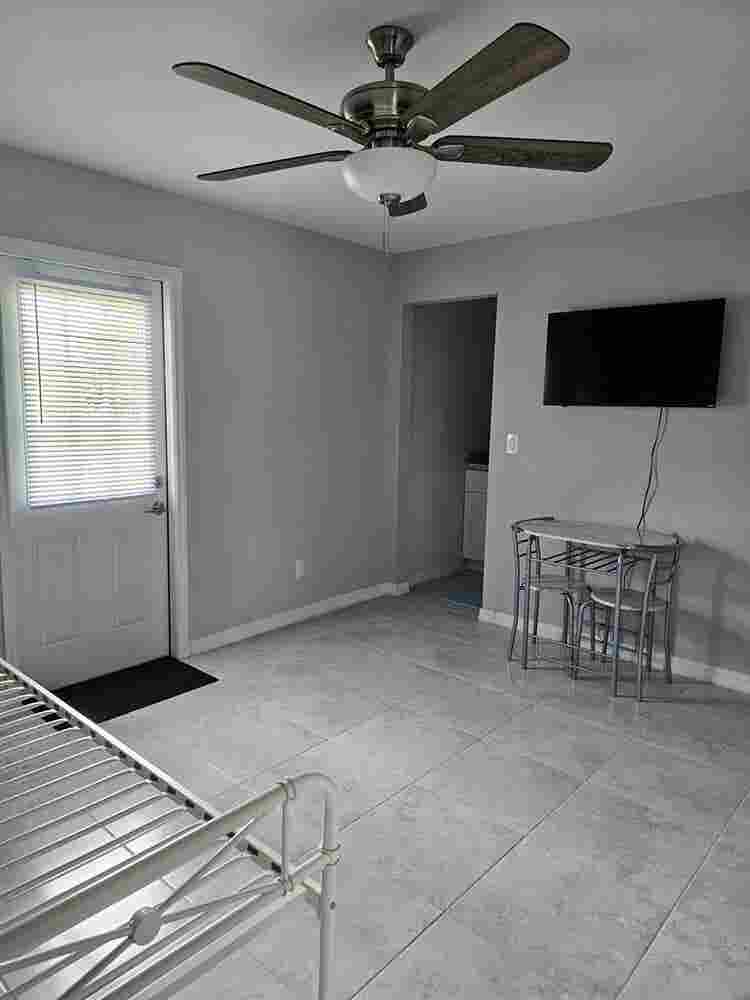 In-law suite For Rent