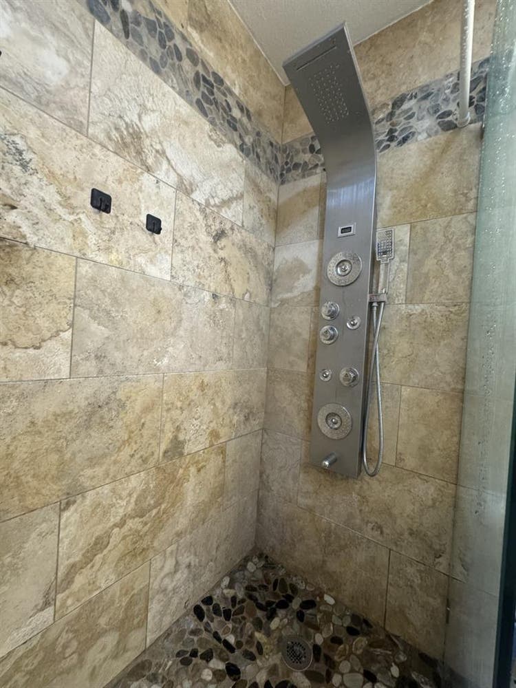 1 bd for rent,