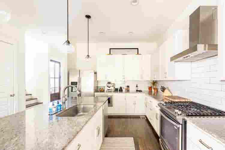 1 bed/1 bath in 4 bed/3 bath home