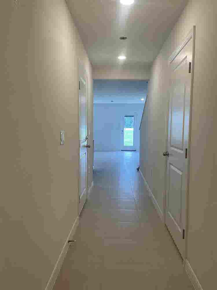 Townhouse rooms available for rent