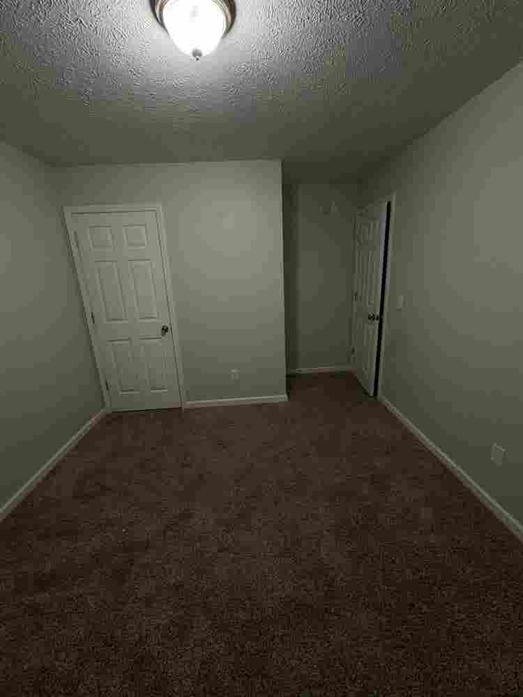 Room for rent!!