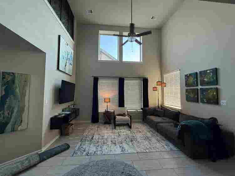 Furnished Room in Elyson