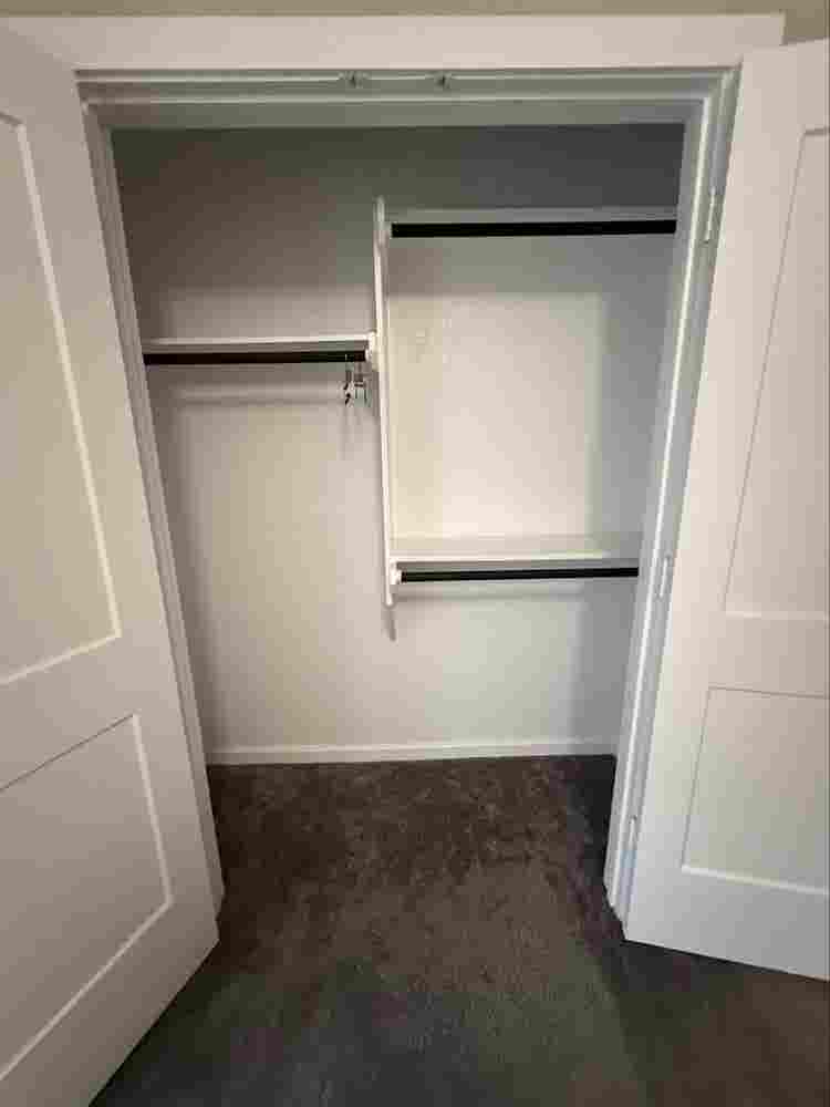 Furnished Room in Elyson