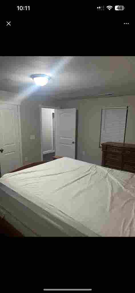 Furnished room for rent