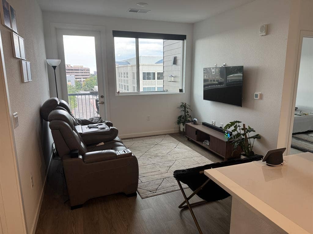 Apartment sub-lease -Centennial, CO