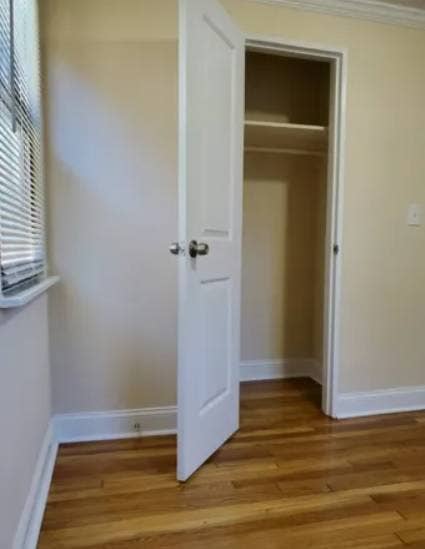 🕜🚌to NYC, 1 Block Away, near Hwys