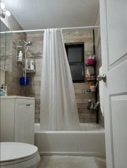 🕜🚌to NYC, 1 Block Away, near Hwys