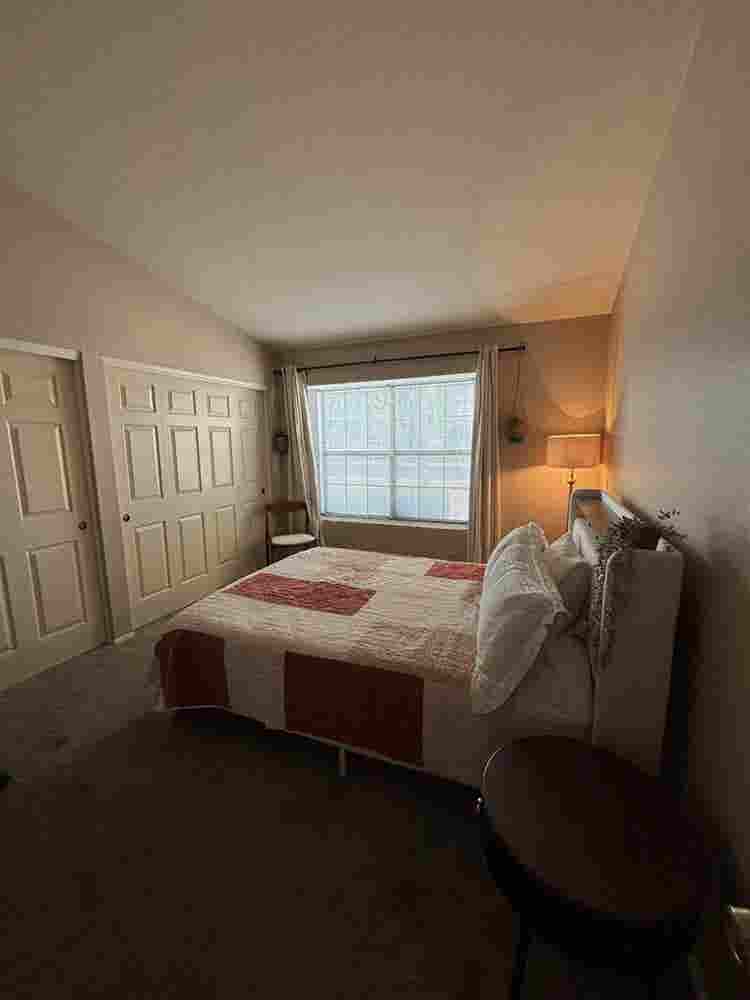 Female Roommate Wanted