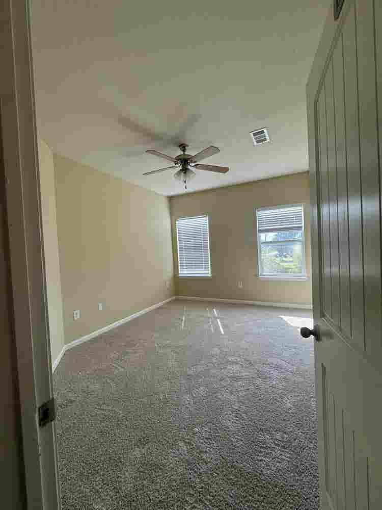 Lease Takeover (1st Month Free)