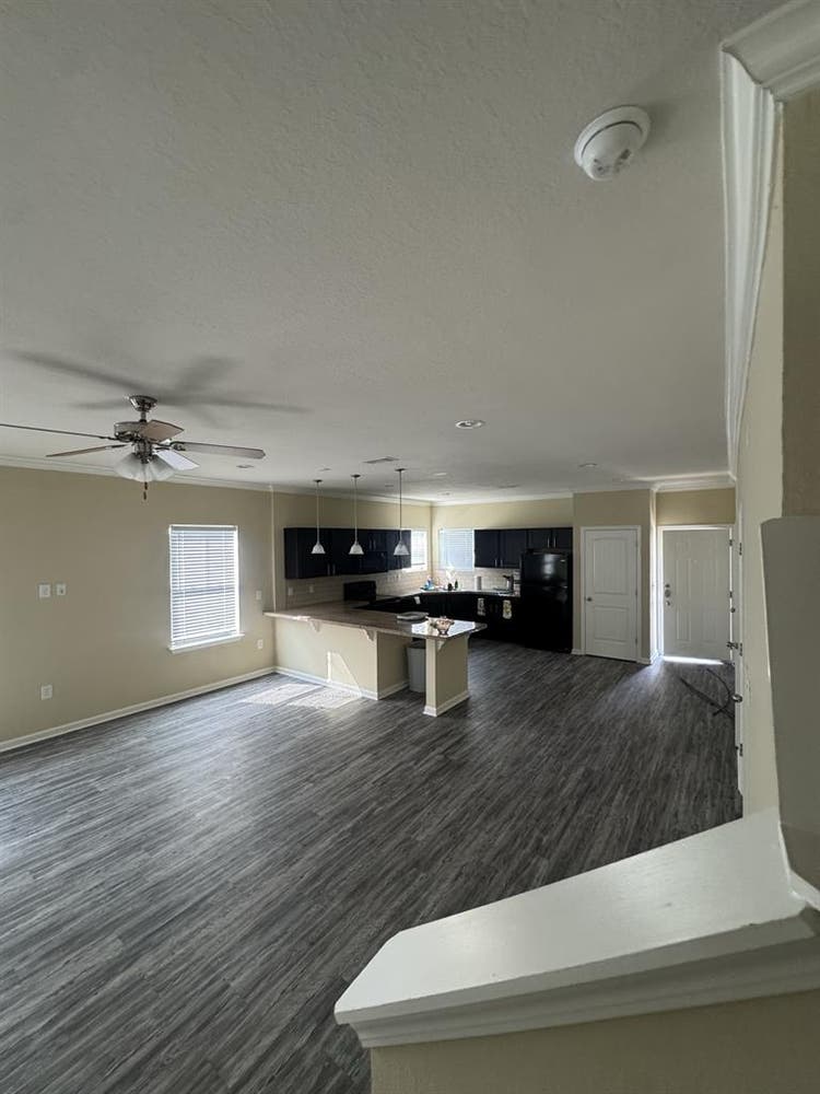 Lease Takeover (1st Month Free)
