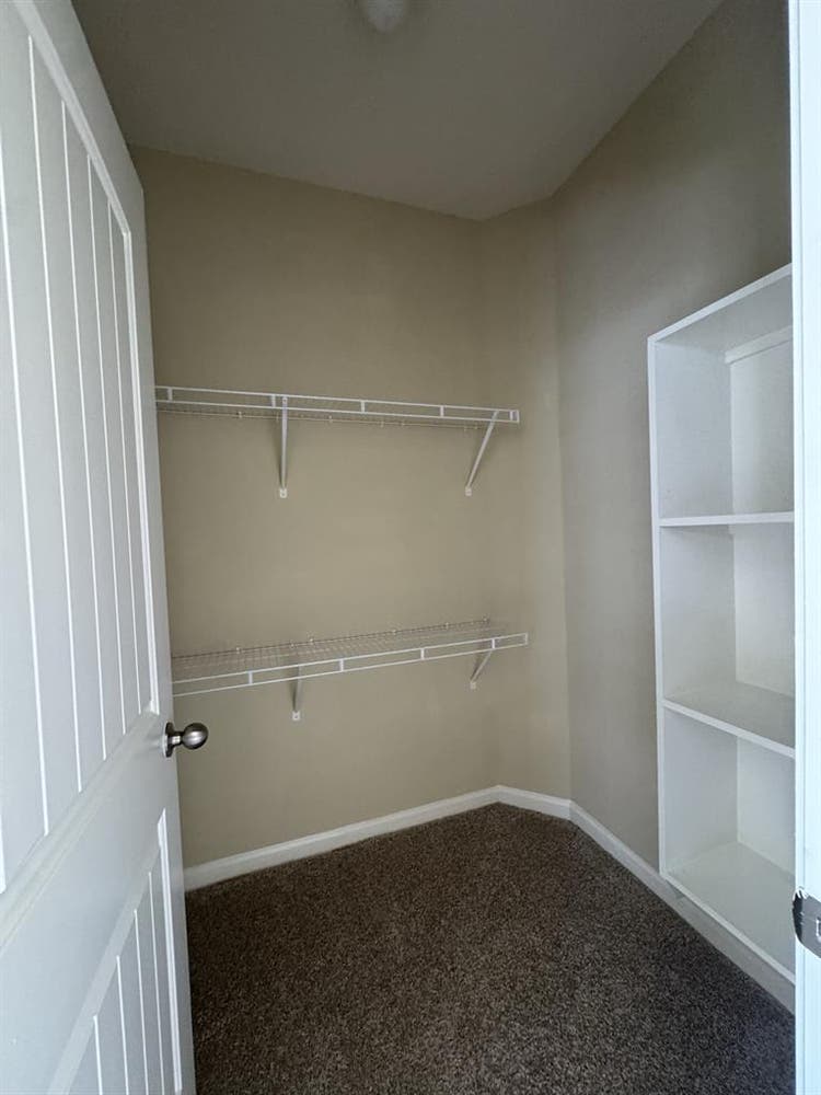 Lease Takeover (1st Month Free)