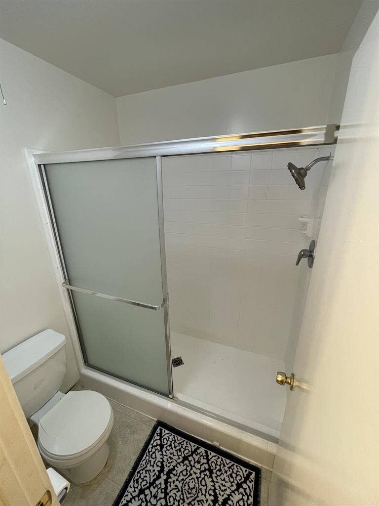 Private Master w/ Private Bathroom