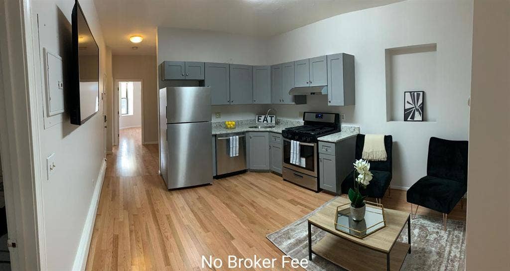 1 BR in Boston