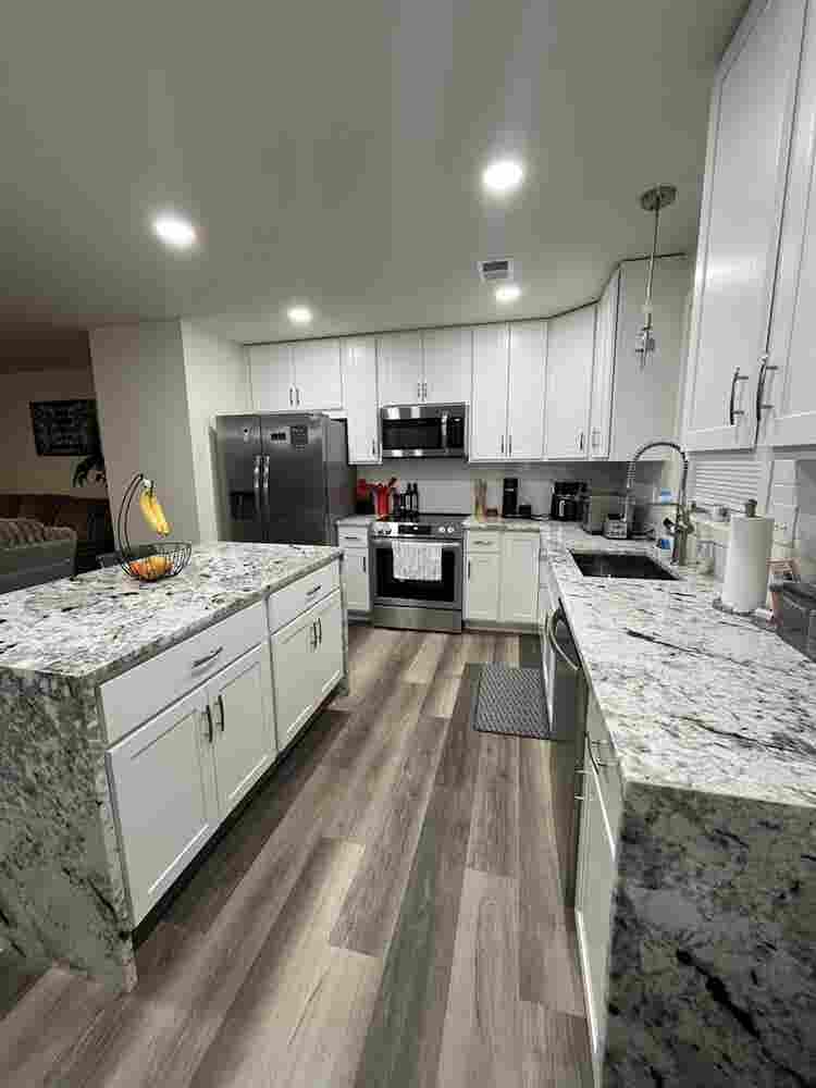 Modern House (room for rent)
