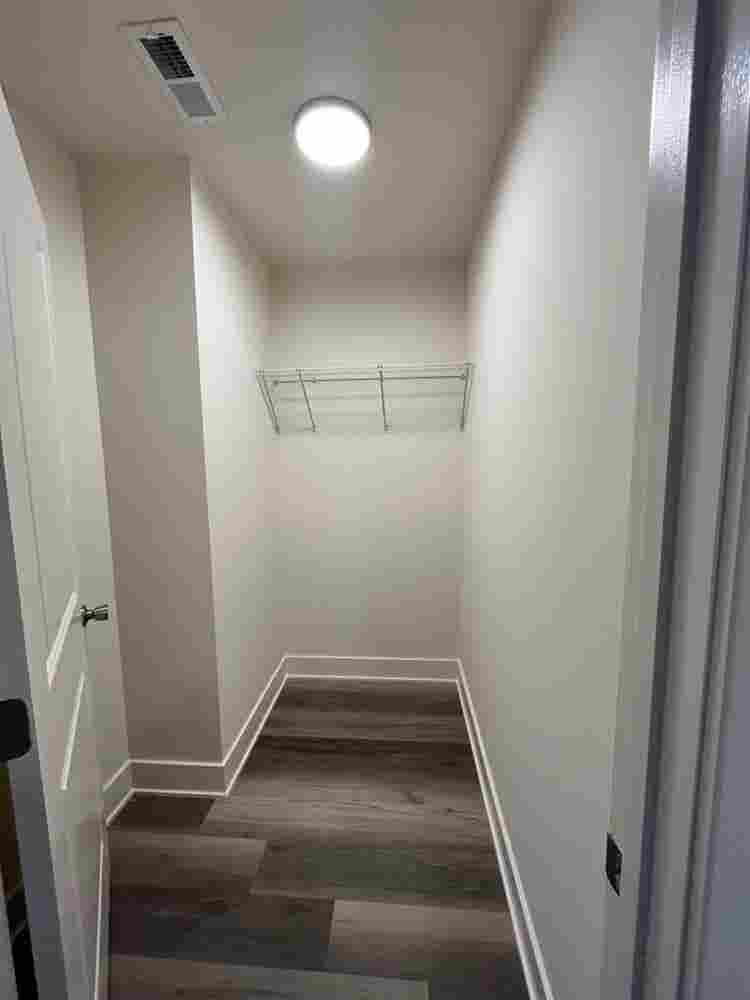 Modern House (room for rent)