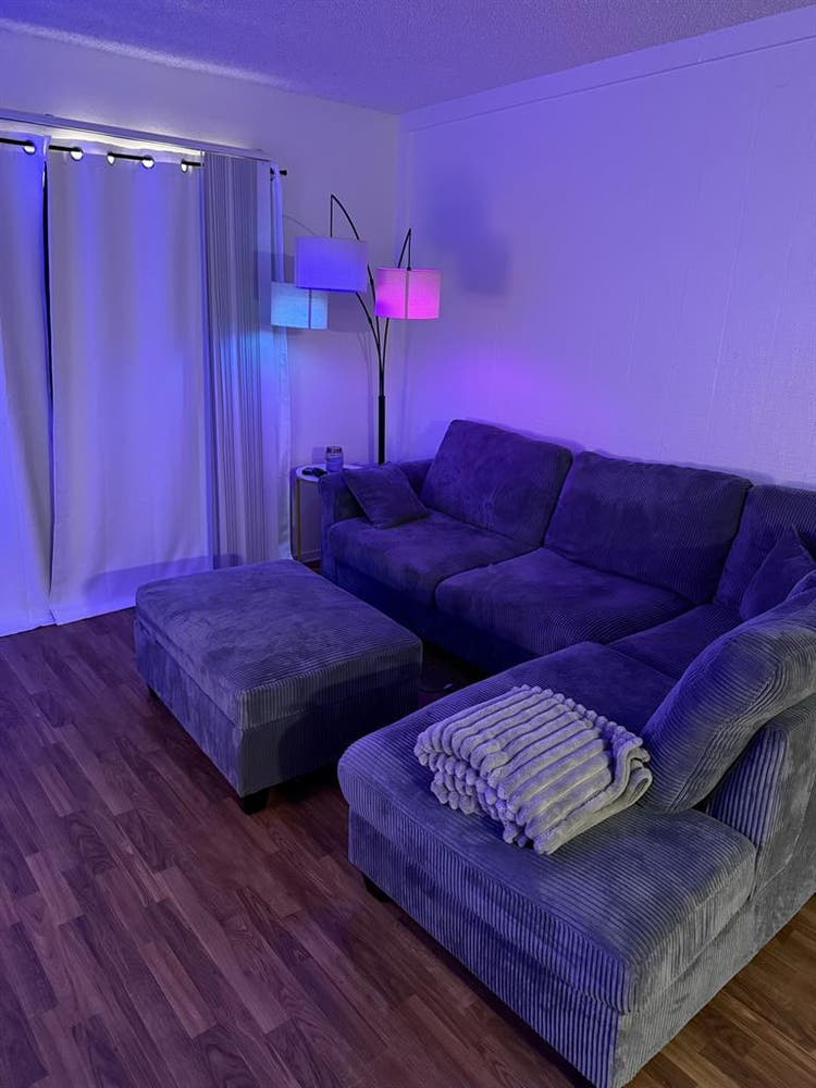 Share my 2 bedroom by the STRIP!