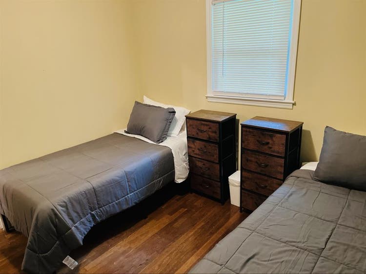 Shared Rooms in Quiet Diverse Area
