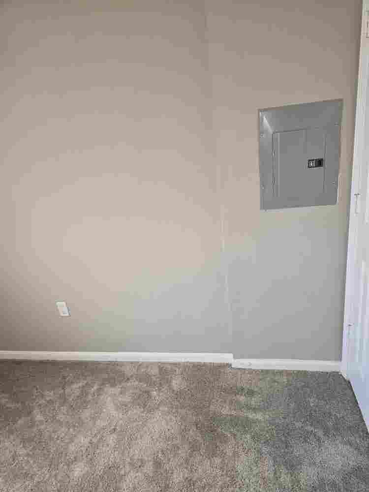 1 bedroom for rent in  bath