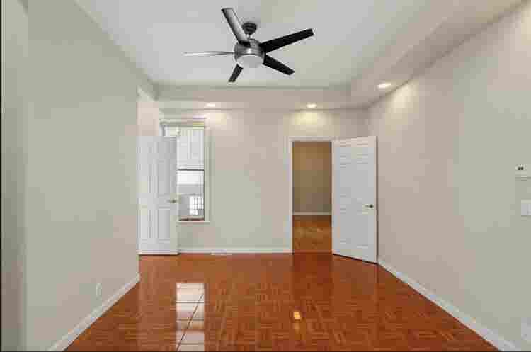 1 Bed in South Boston with Deck