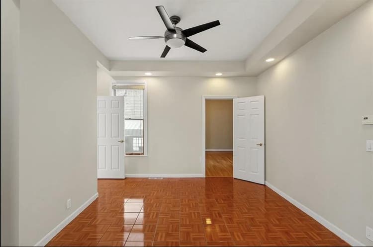 1 Bed in South Boston with Deck