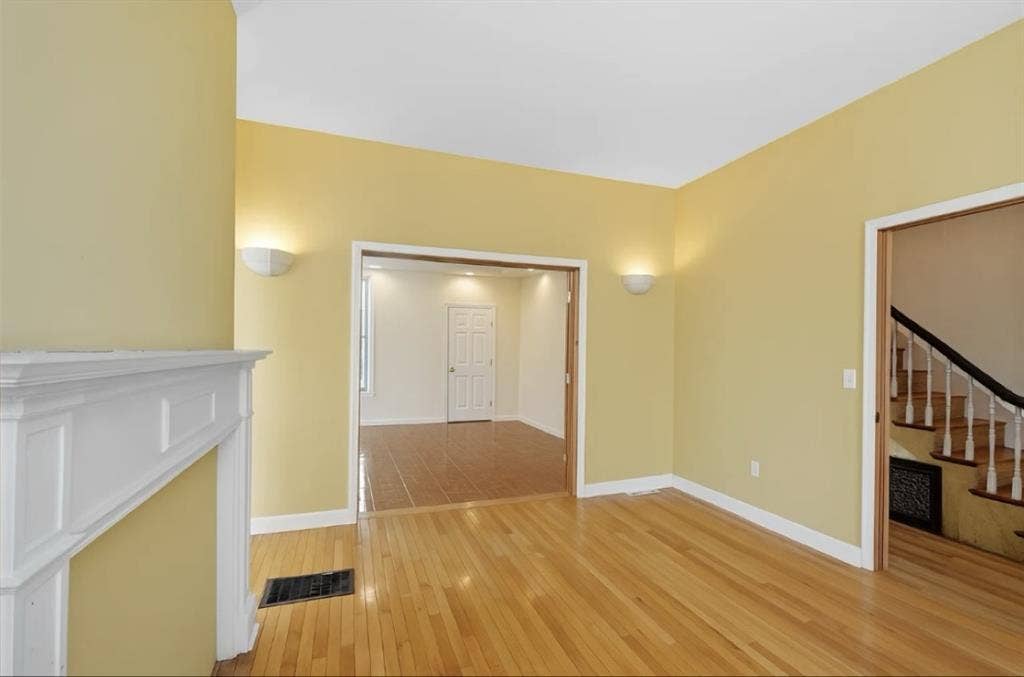 1 Bed in South Boston with Deck
