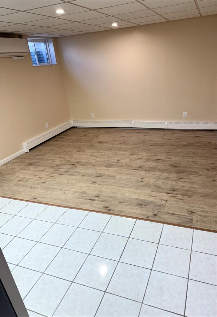 *NEWLY UPDATED/B BASEMENT APT*