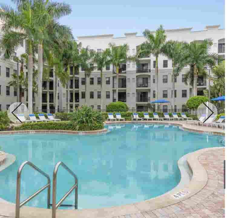 Resort living-walk to beach