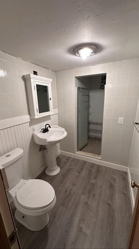 bath house for rent