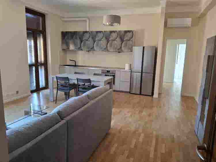 NEW-MILAN CITY CENTER - 2 BIG ROOMS