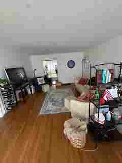 Looking for a female roommate.
