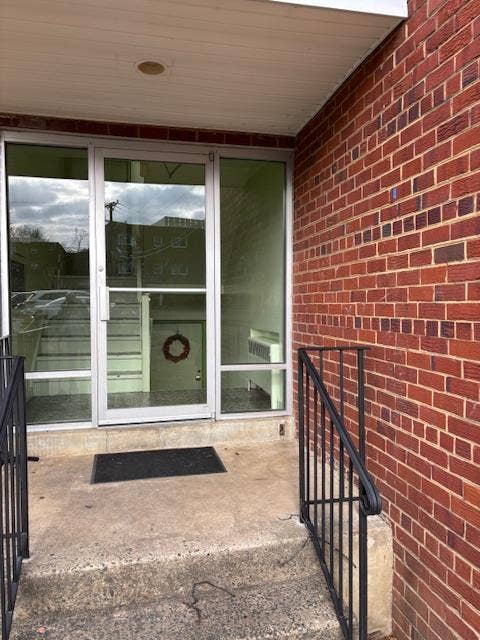 Cozy Room For Rent - Great Location