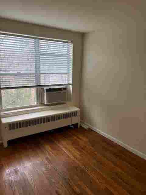 Cozy Room For Rent - Great Location