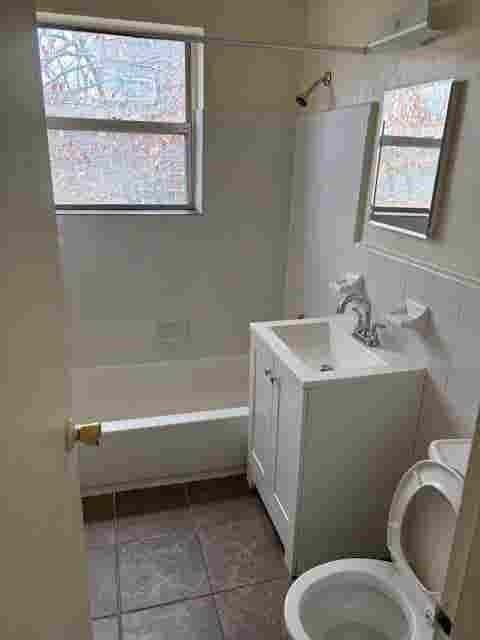 Cozy Room For Rent - Great Location