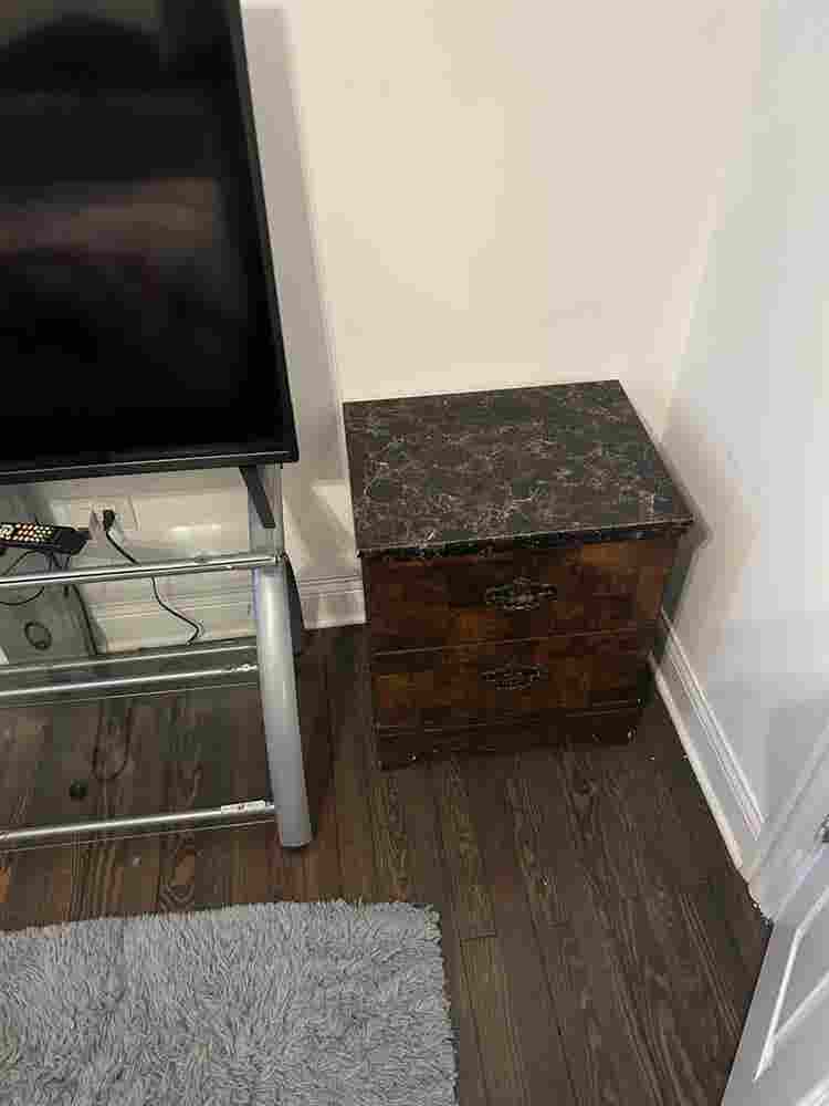 I’m looking for a roommate