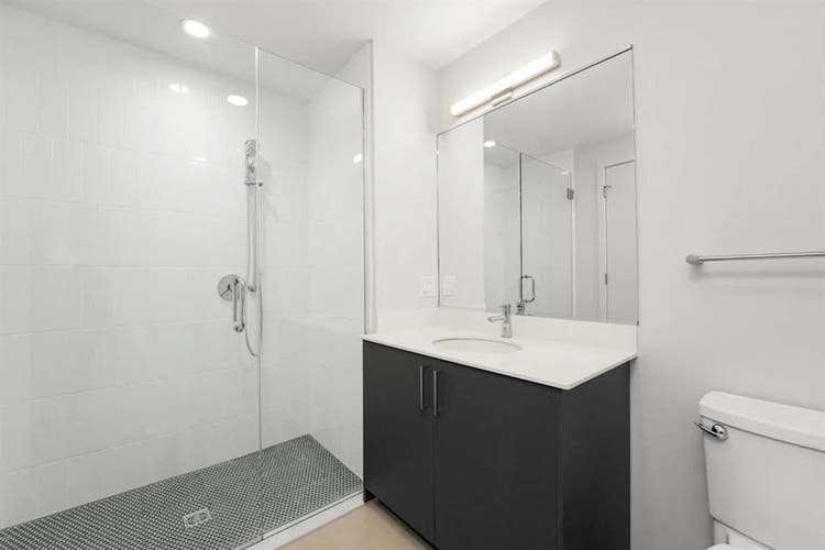 Full unit for rent (no roommates)