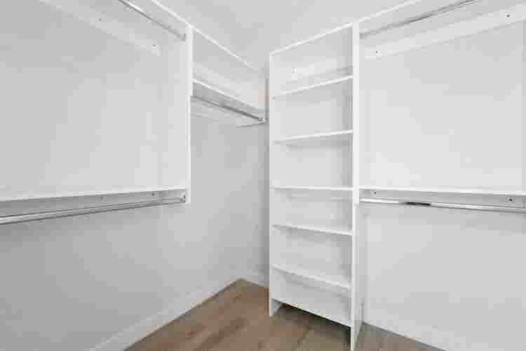 Full unit for rent (no roommates)