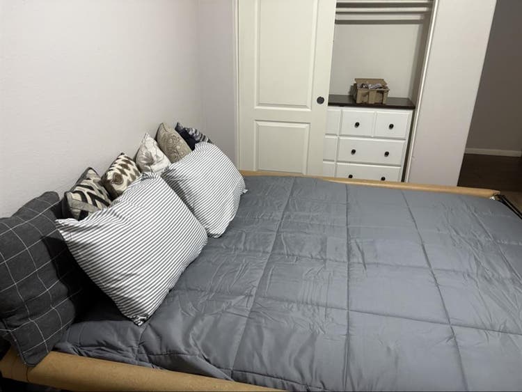 Furnished Room WiFi & Utilities inc