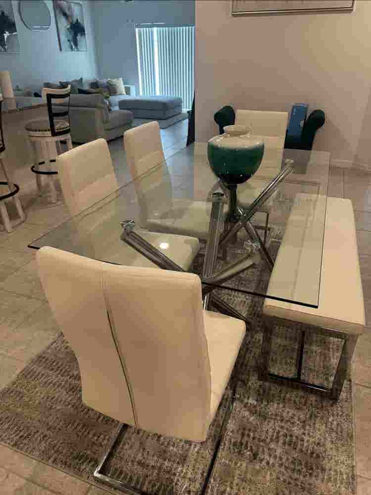 Spacious Rooms for Rent