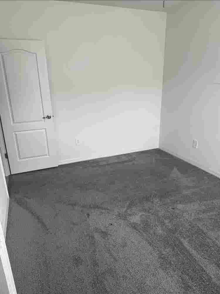 Spacious Rooms for Rent