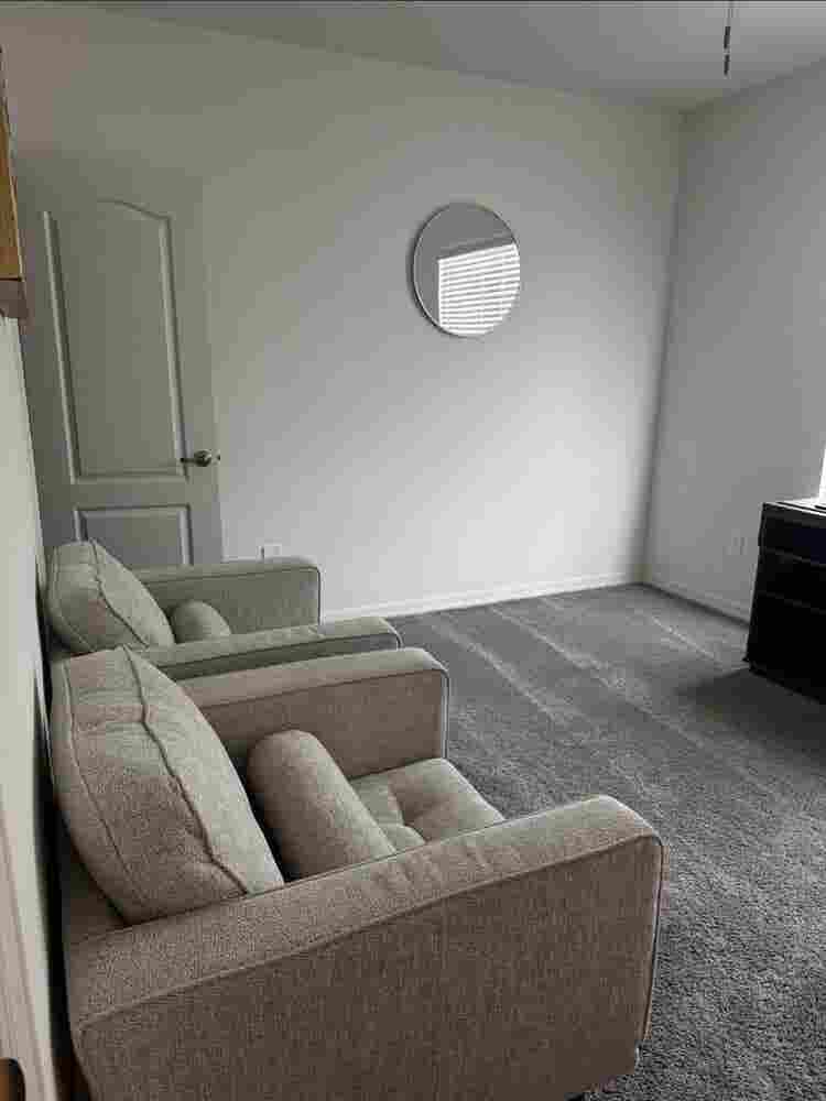 Spacious Rooms for Rent