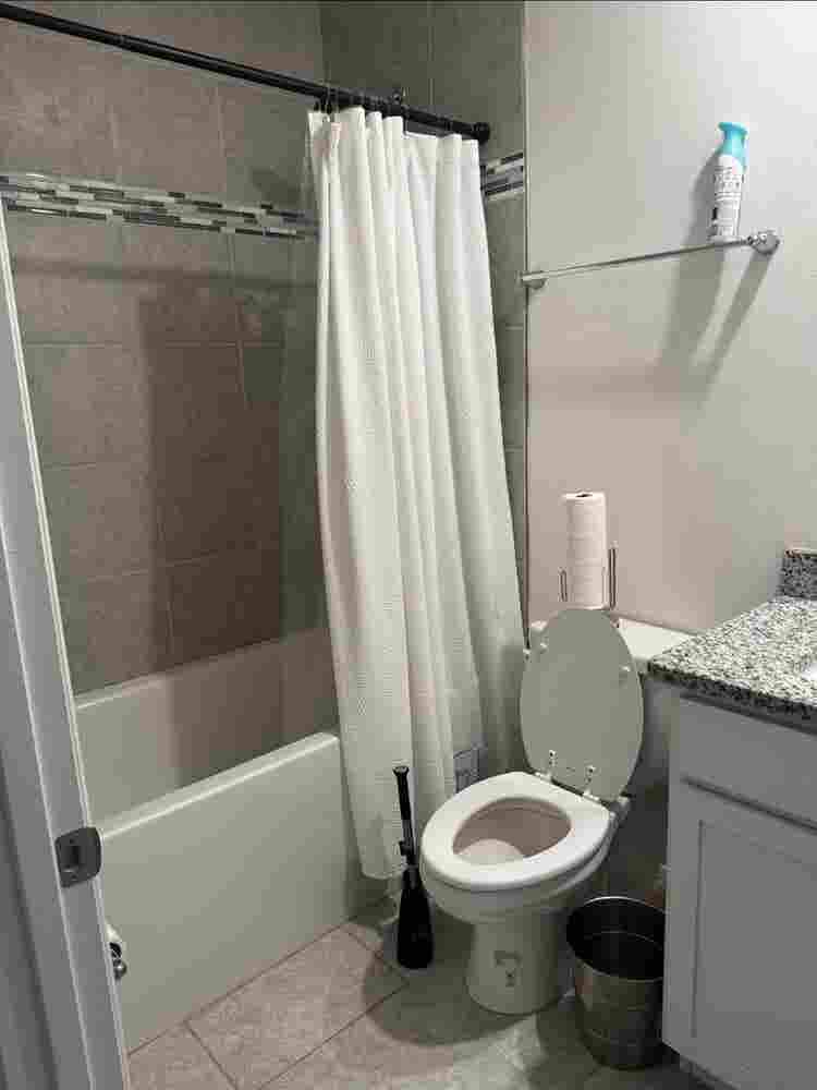 Spacious Rooms for Rent