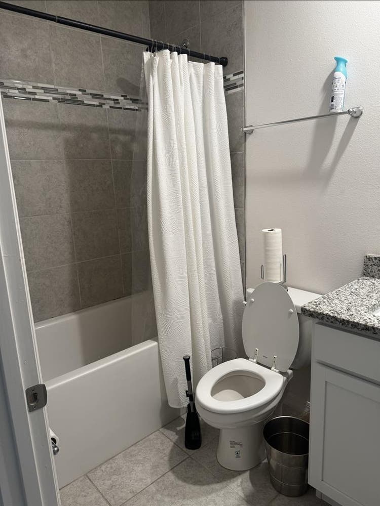 Spacious Rooms for Rent