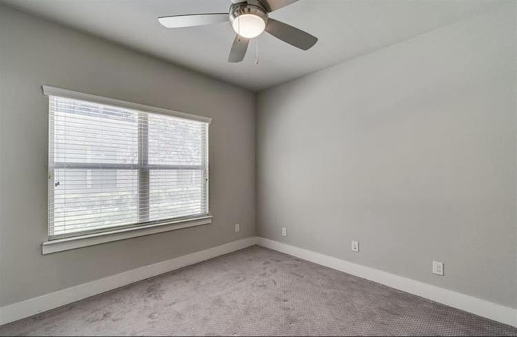 Room for Rent near Downtown Dallas