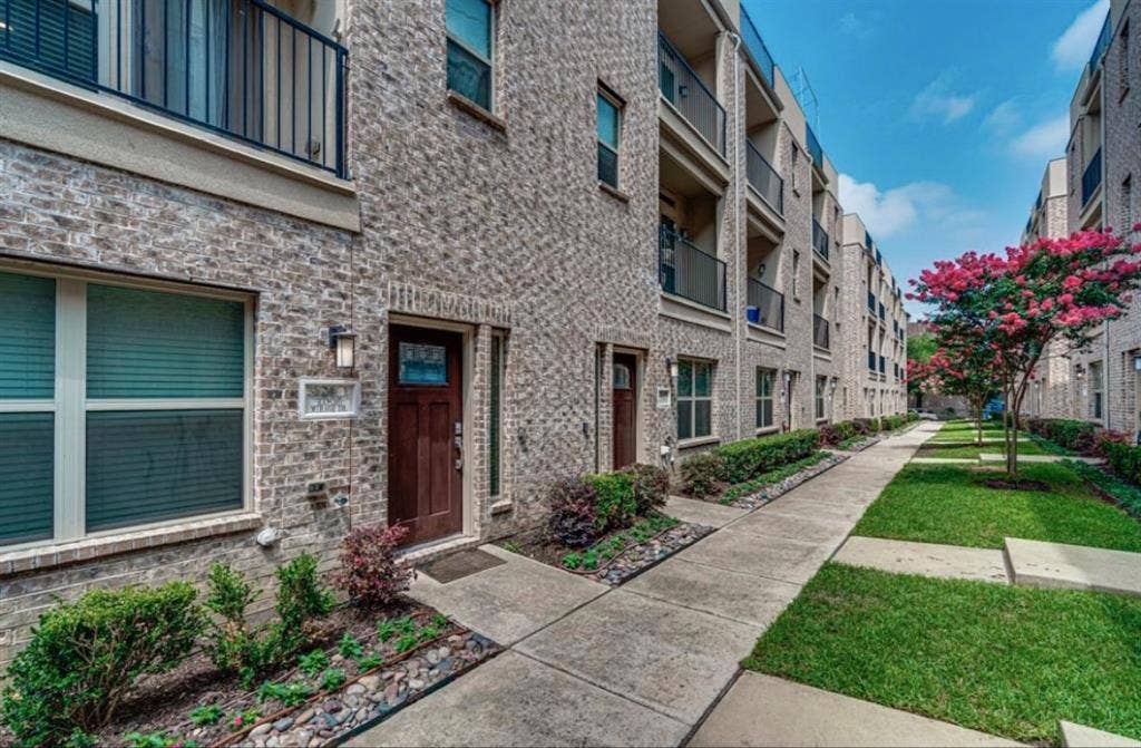 Room for Rent near Downtown Dallas