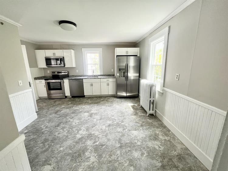 Large 4 bedroom Townhouse